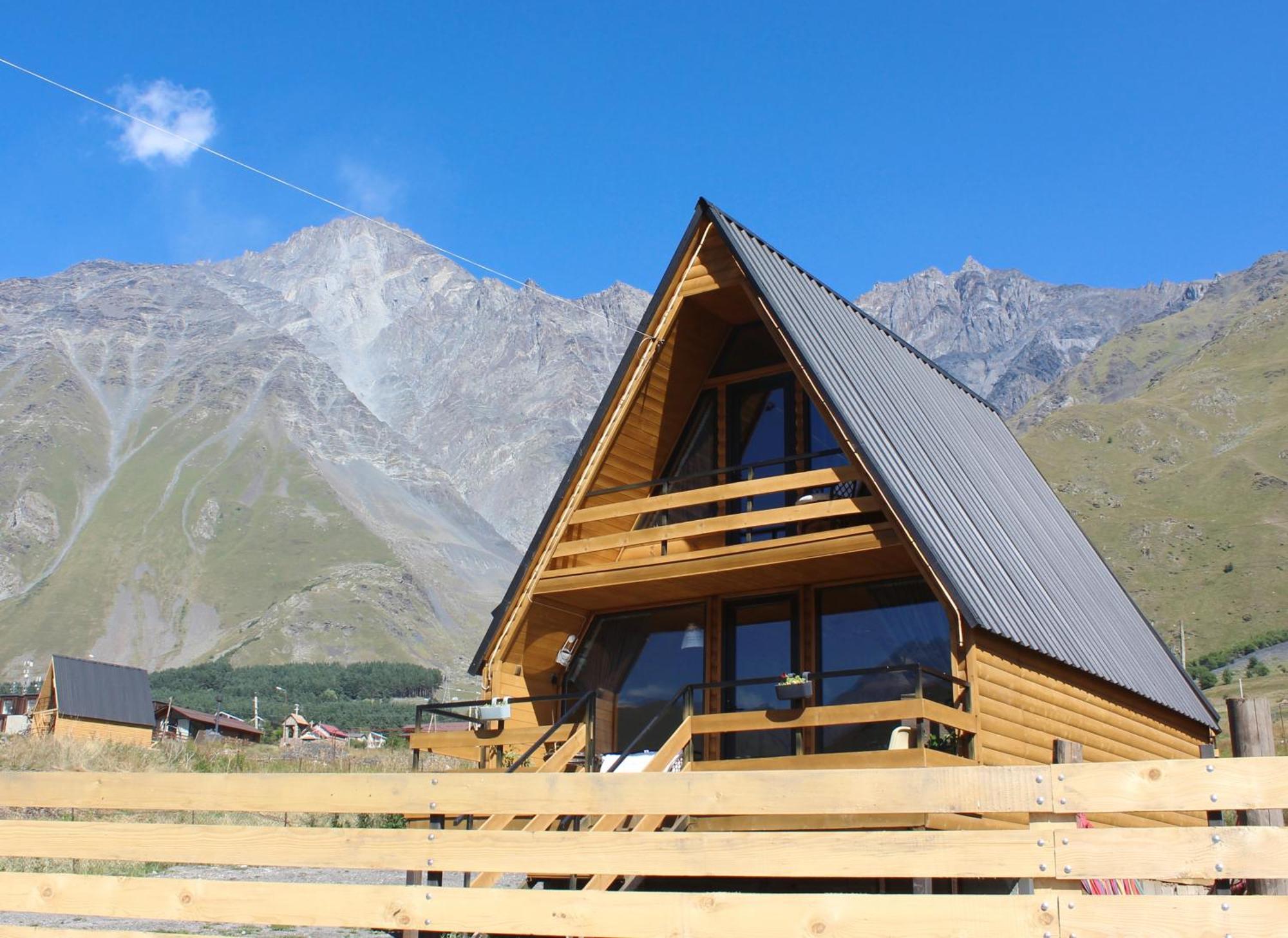 Kazbegi Folk Lägenhet Exteriör bild